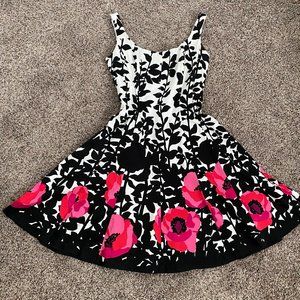 Size 8 Jones Studio Sleevless Dress